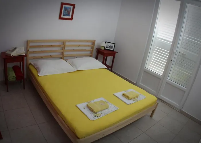 Apartment With A Parking Space Hvar - 12353 *