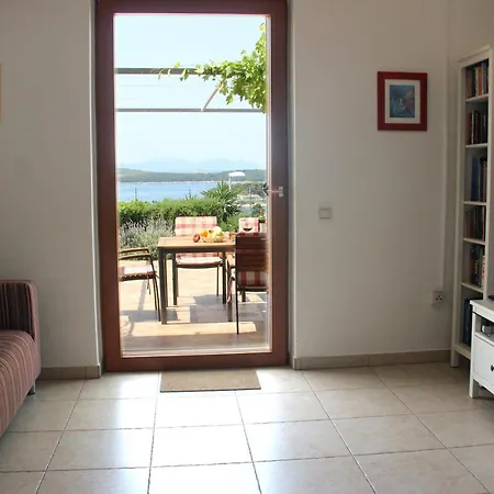 With A Parking Space Hvar - 12353 Apartamento Hvar Town